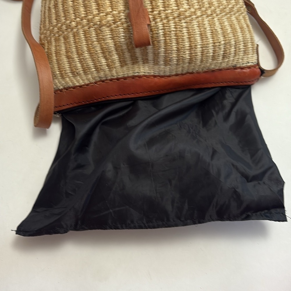 Authentic African Kinodo woven bag - Picture 10 of 16